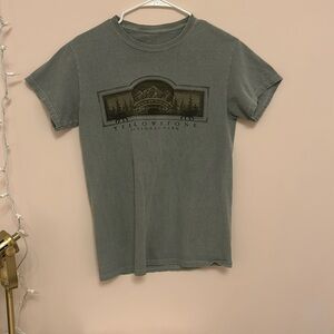 Vintage Yellowstone National Park shirt